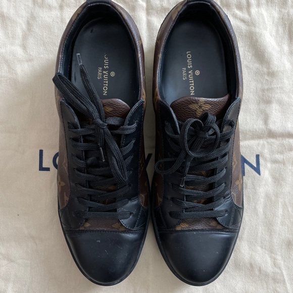 Louis Vuitton Other - Men’s Louis Vuitton classic (brown print) low tops